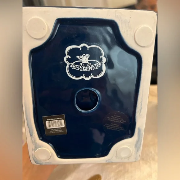 Navy Blue Whale Bookends - Picture 9 of 11